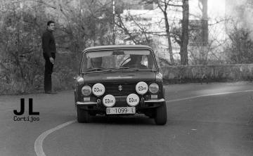 Jorge Bäbler-Pepe Adell (Seat 124-1600). VIII Rallye Barcelona-Andorra, 1972 (Foto: José Luis Cortijos)